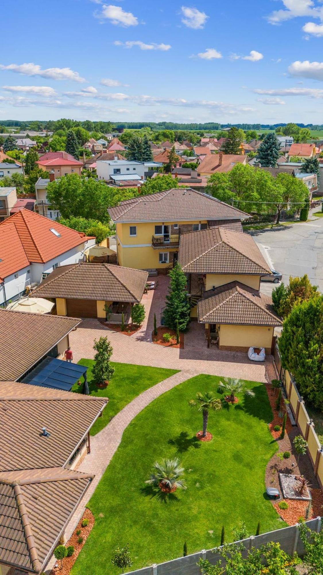 Penzión Heléné Veľký Meder Exterior foto